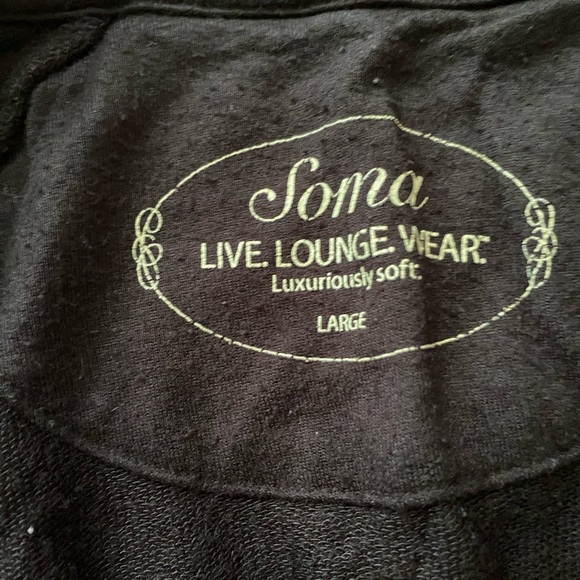 Soma terry lounging top very comfy just not as Terry/absorbent as I need - Picture 2 of 4
